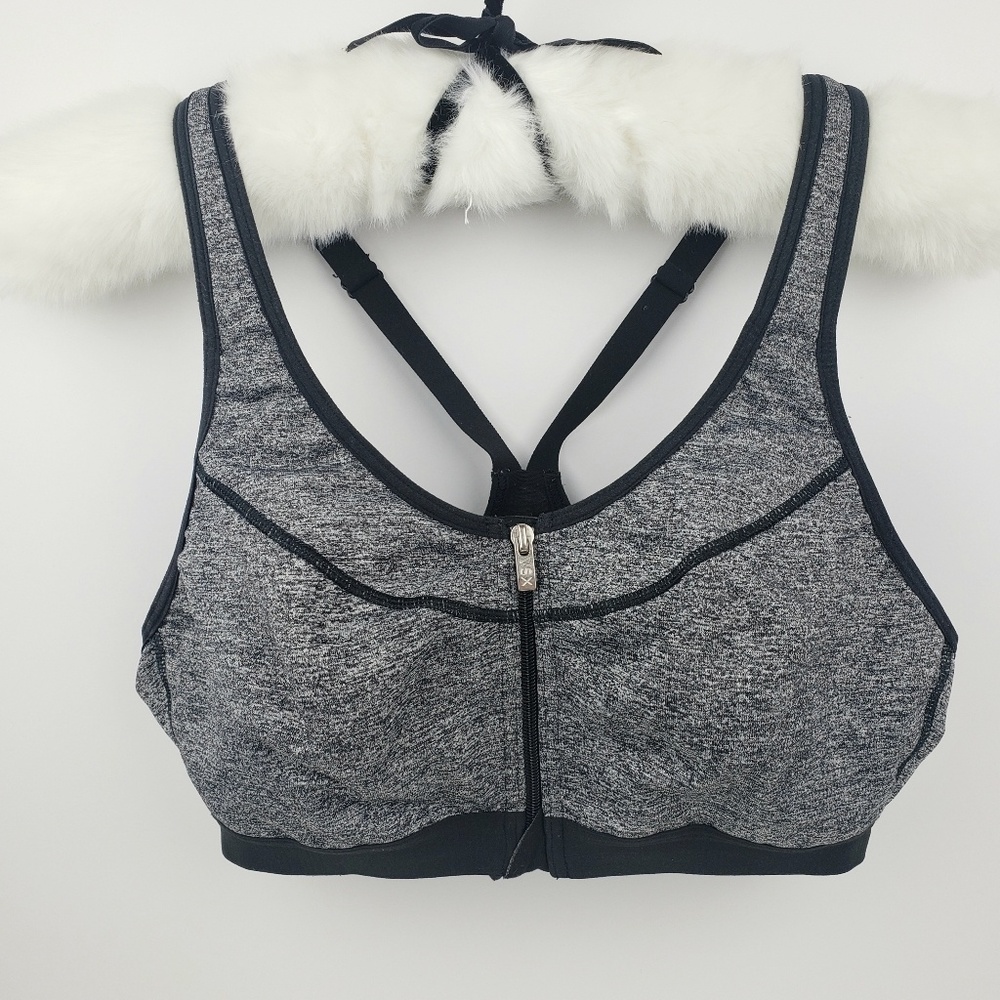 Victoria Secret VSX Sport Bra size 34B
